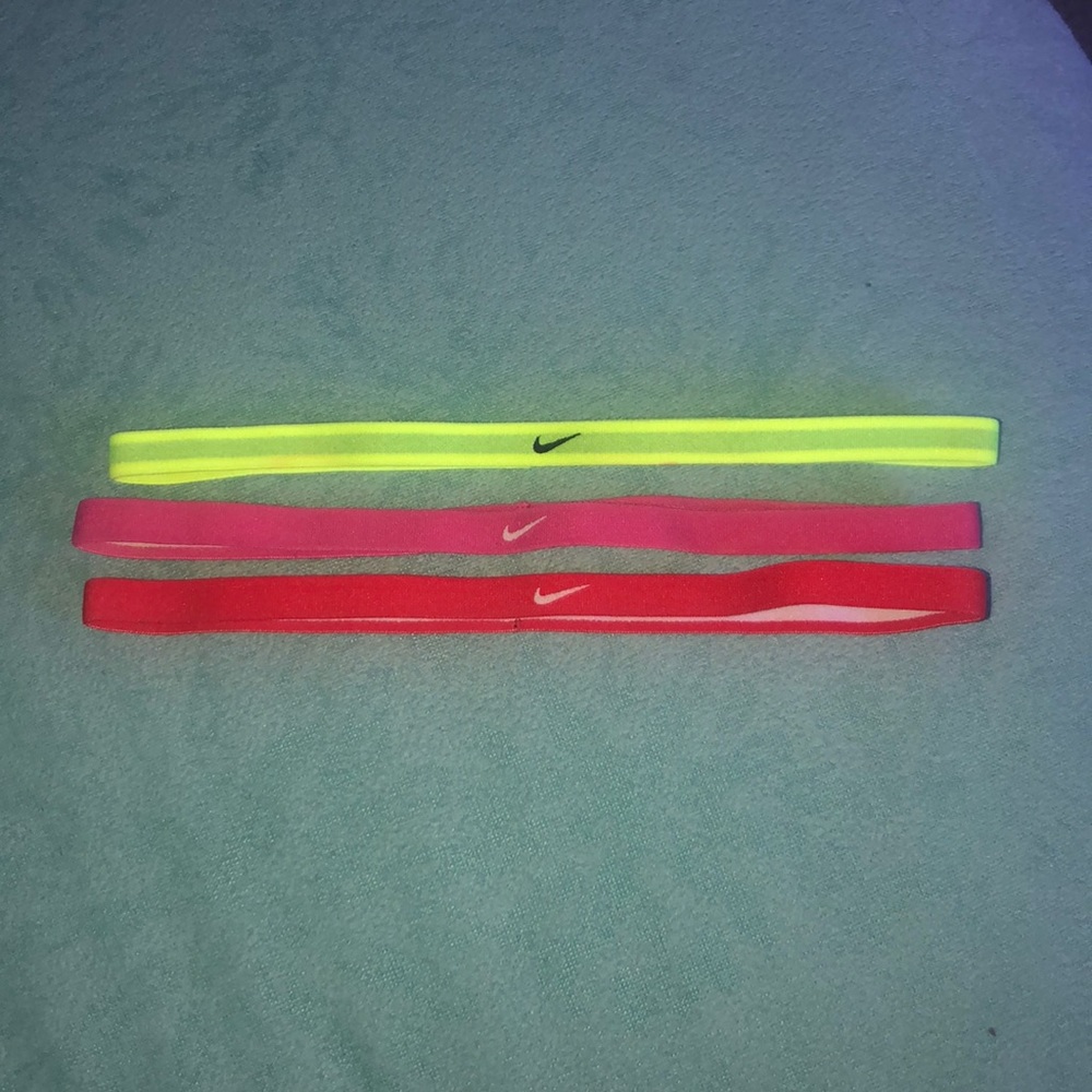 set of three nike headbands